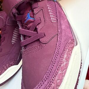 Jordan Kids Sneakers in Purple and Blue